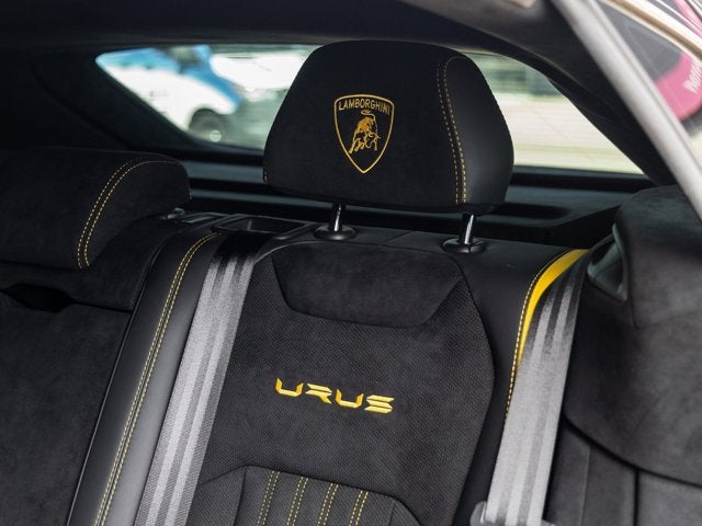 2024 Lamborghini Urus Performante