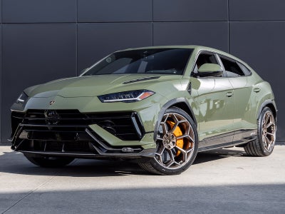2023 Lamborghini Urus Performante