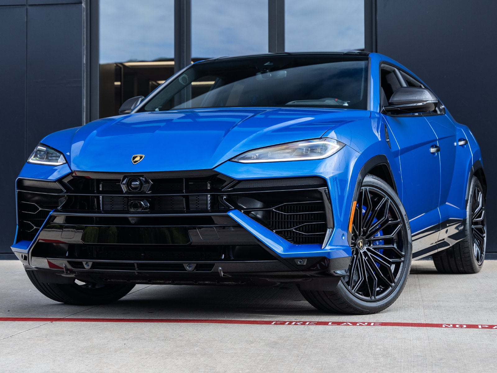 2025 Lamborghini Urus SE