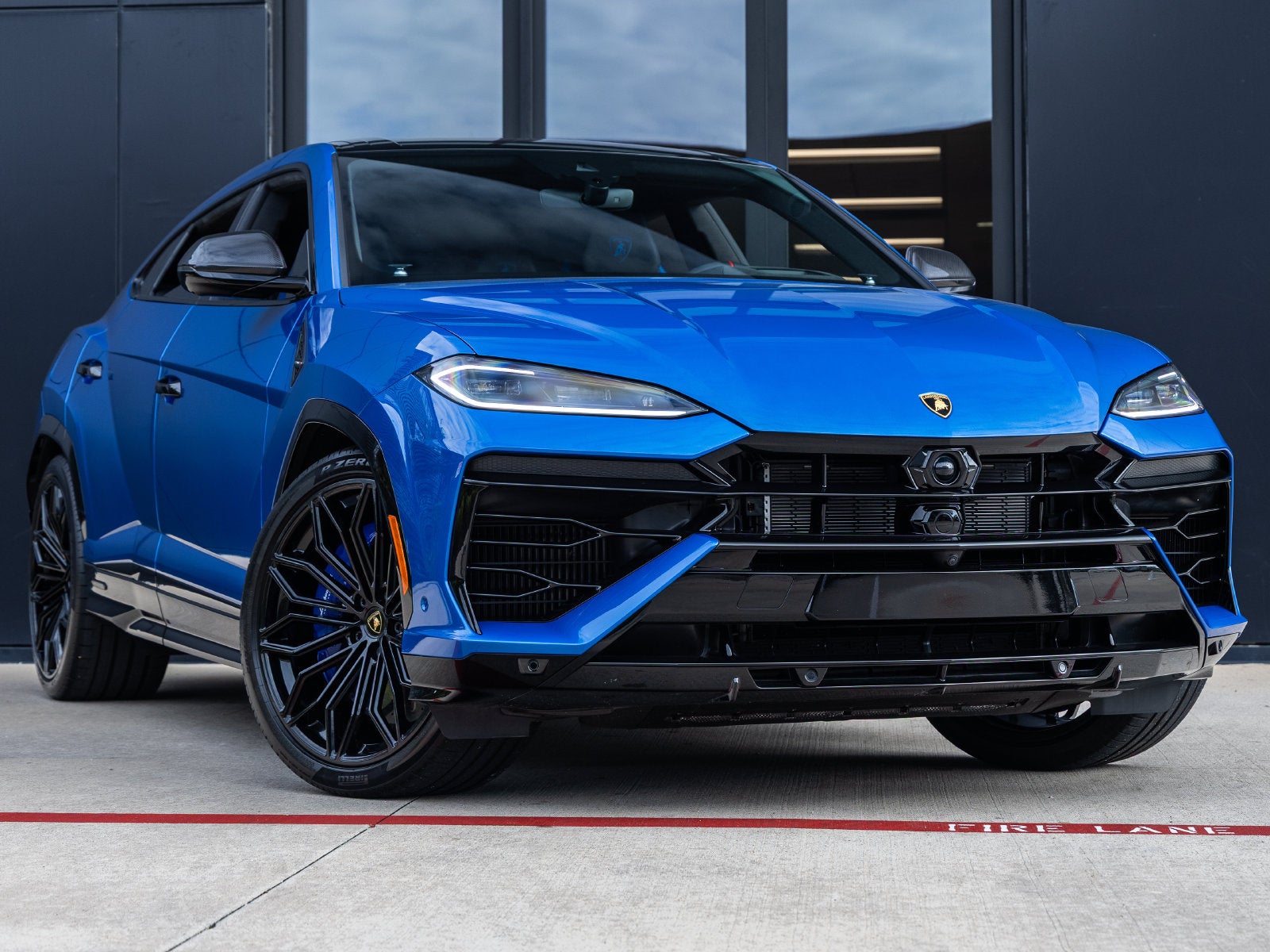2025 Lamborghini Urus SE