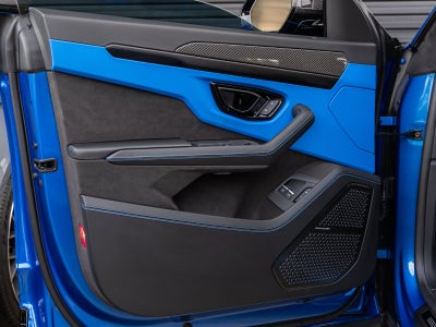 2025 Lamborghini Urus SE