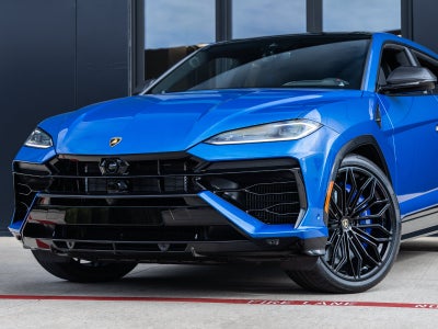 2025 Lamborghini Urus SE