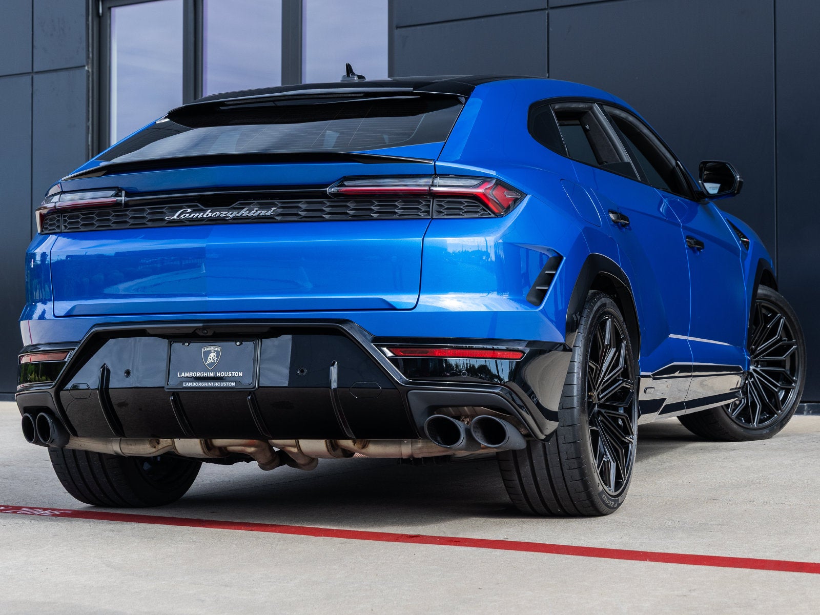 2025 Lamborghini Urus SE