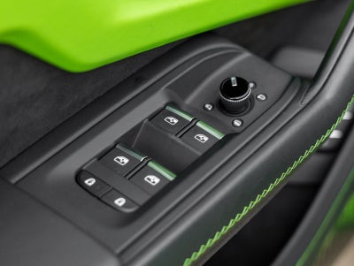 2025 Lamborghini Urus SE