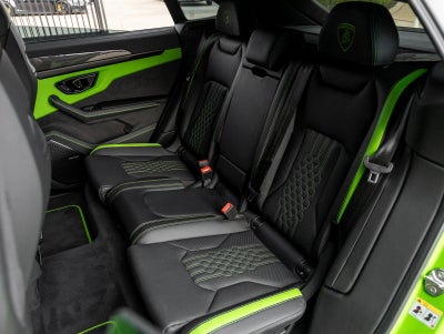 2025 Lamborghini Urus SE