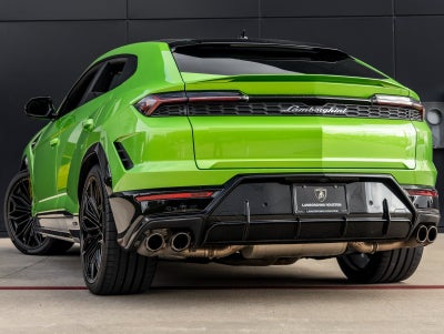 2025 Lamborghini Urus SE
