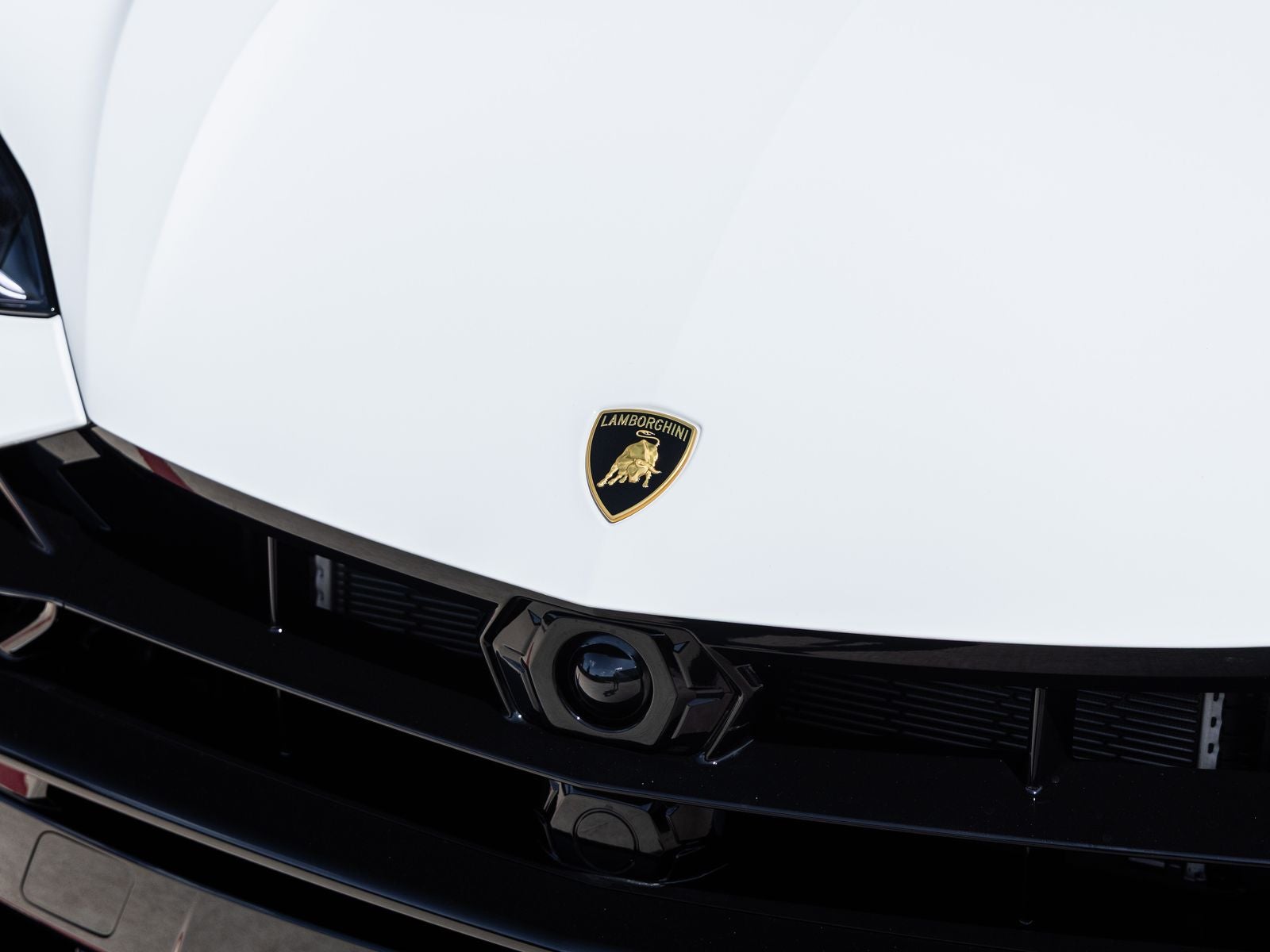 2025 Lamborghini Urus SE