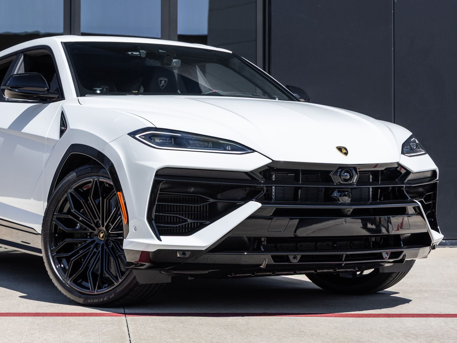 2025 Lamborghini Urus SE