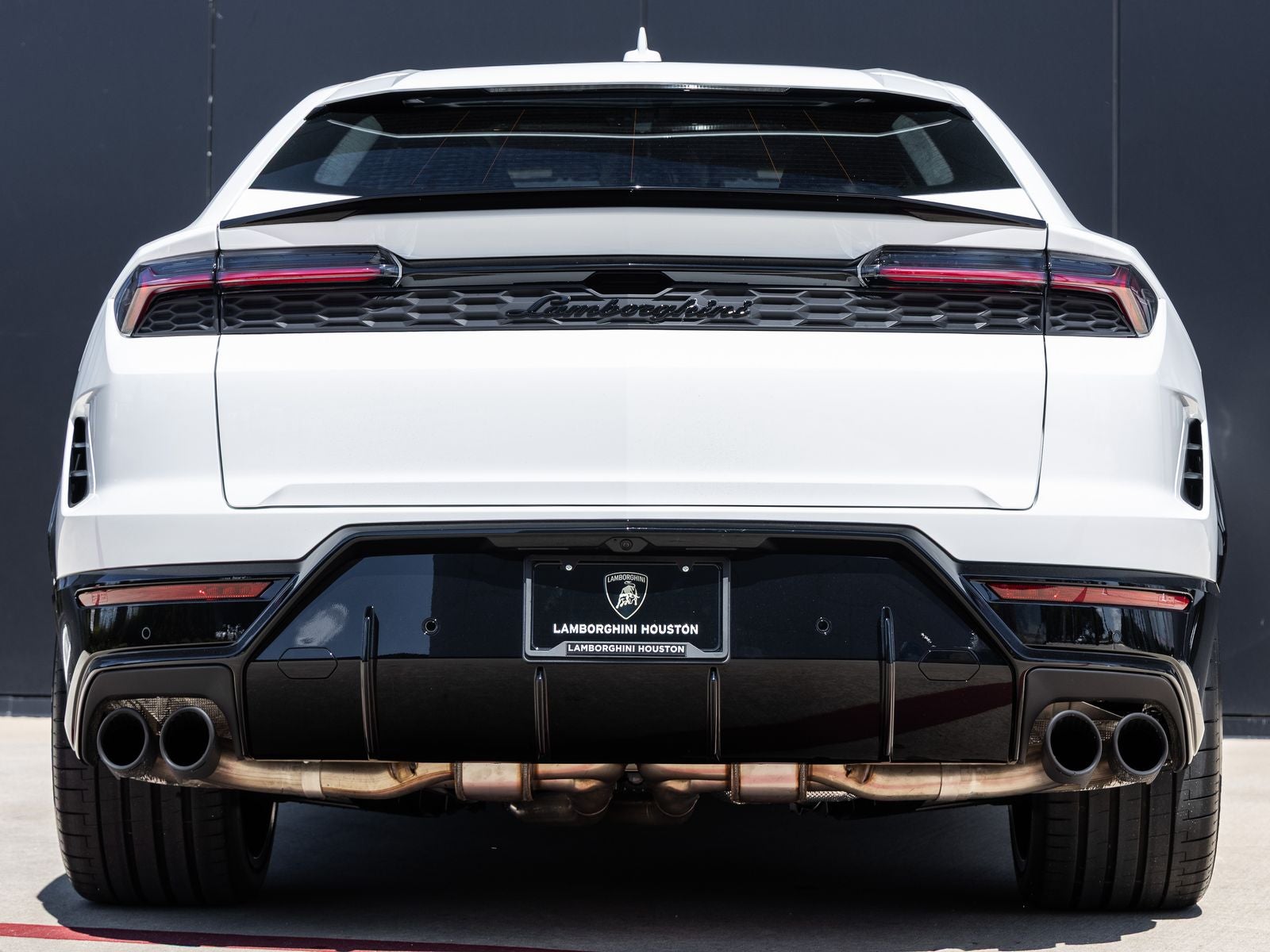 2025 Lamborghini Urus SE