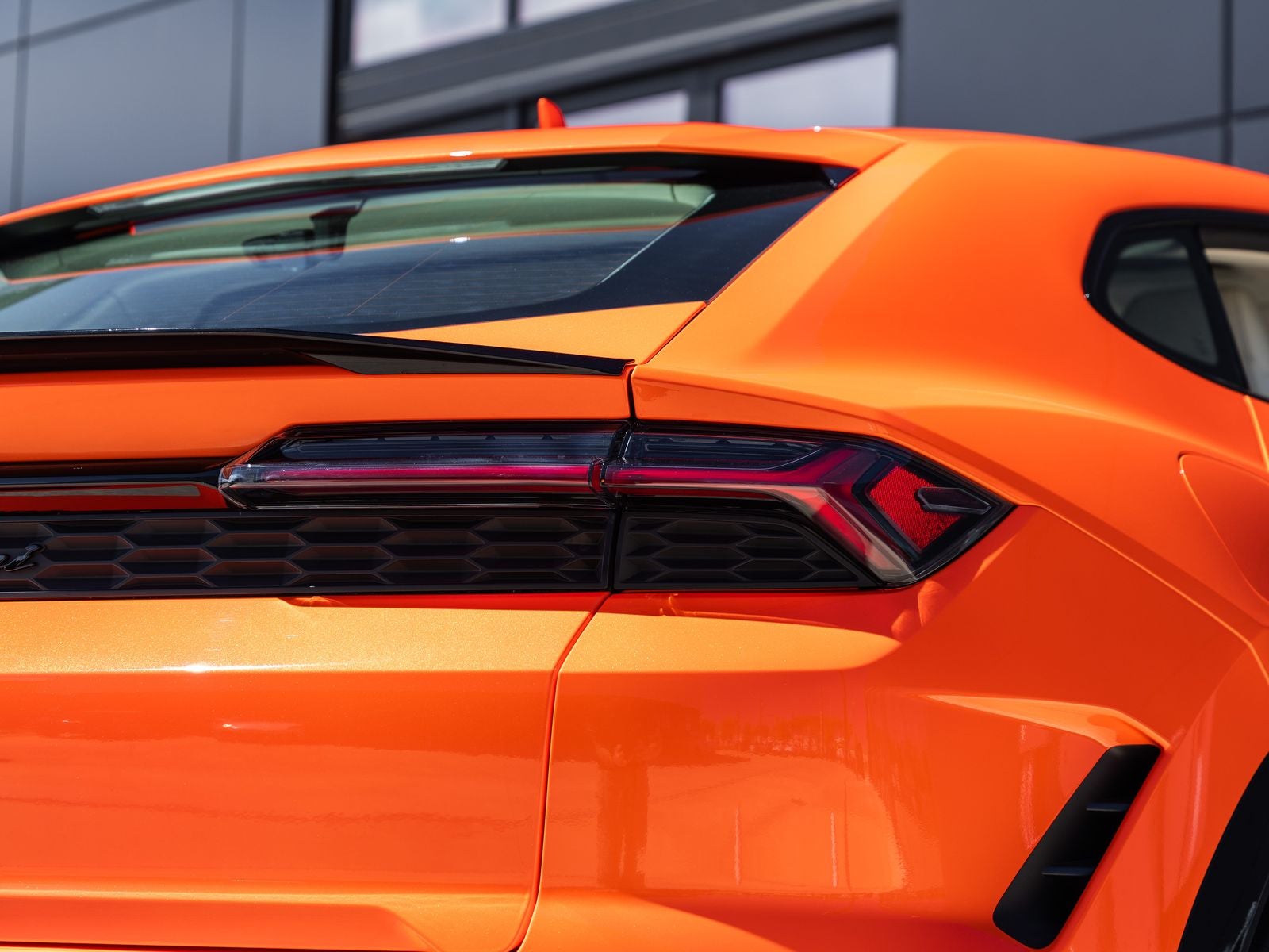 2025 Lamborghini Urus SE