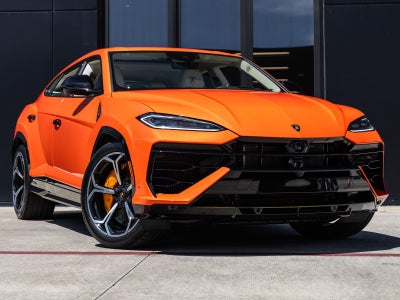 2025 Lamborghini Urus SE