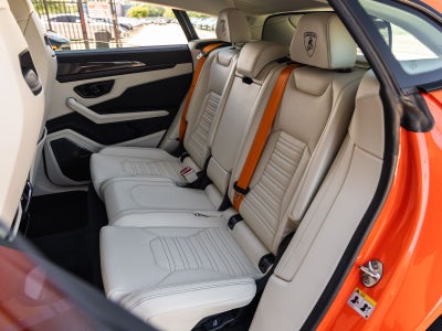 2025 Lamborghini Urus SE