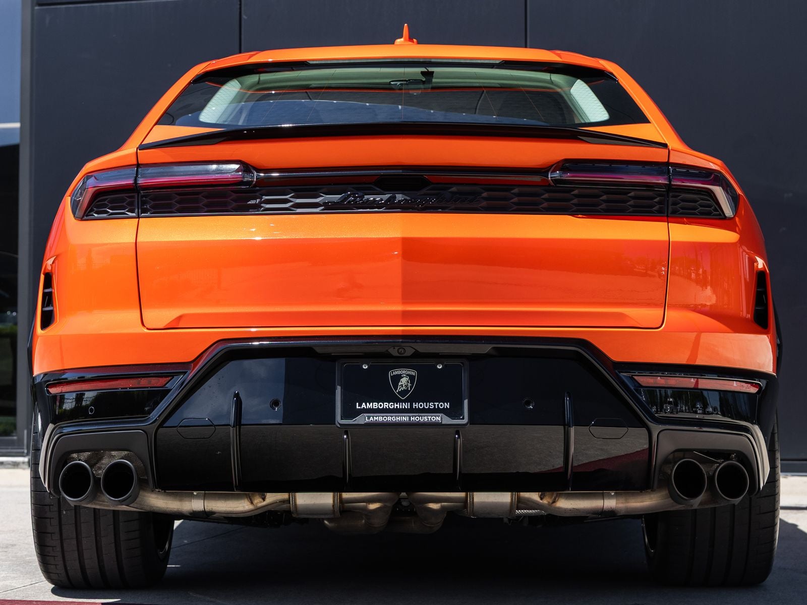 2025 Lamborghini Urus SE