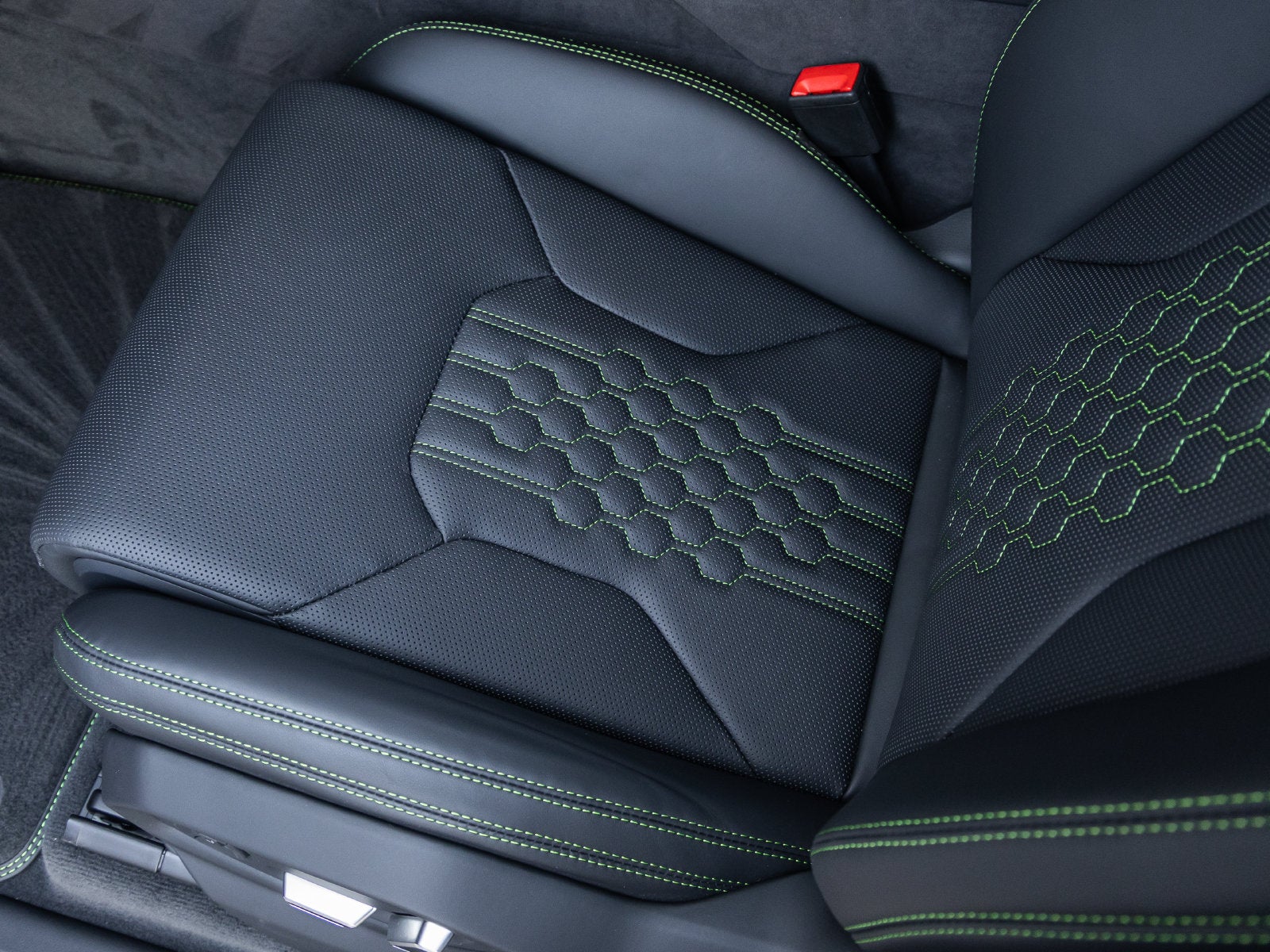 2025 Lamborghini Urus SE