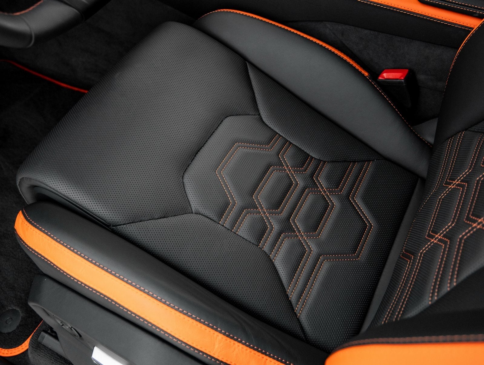 2025 Lamborghini Urus SE