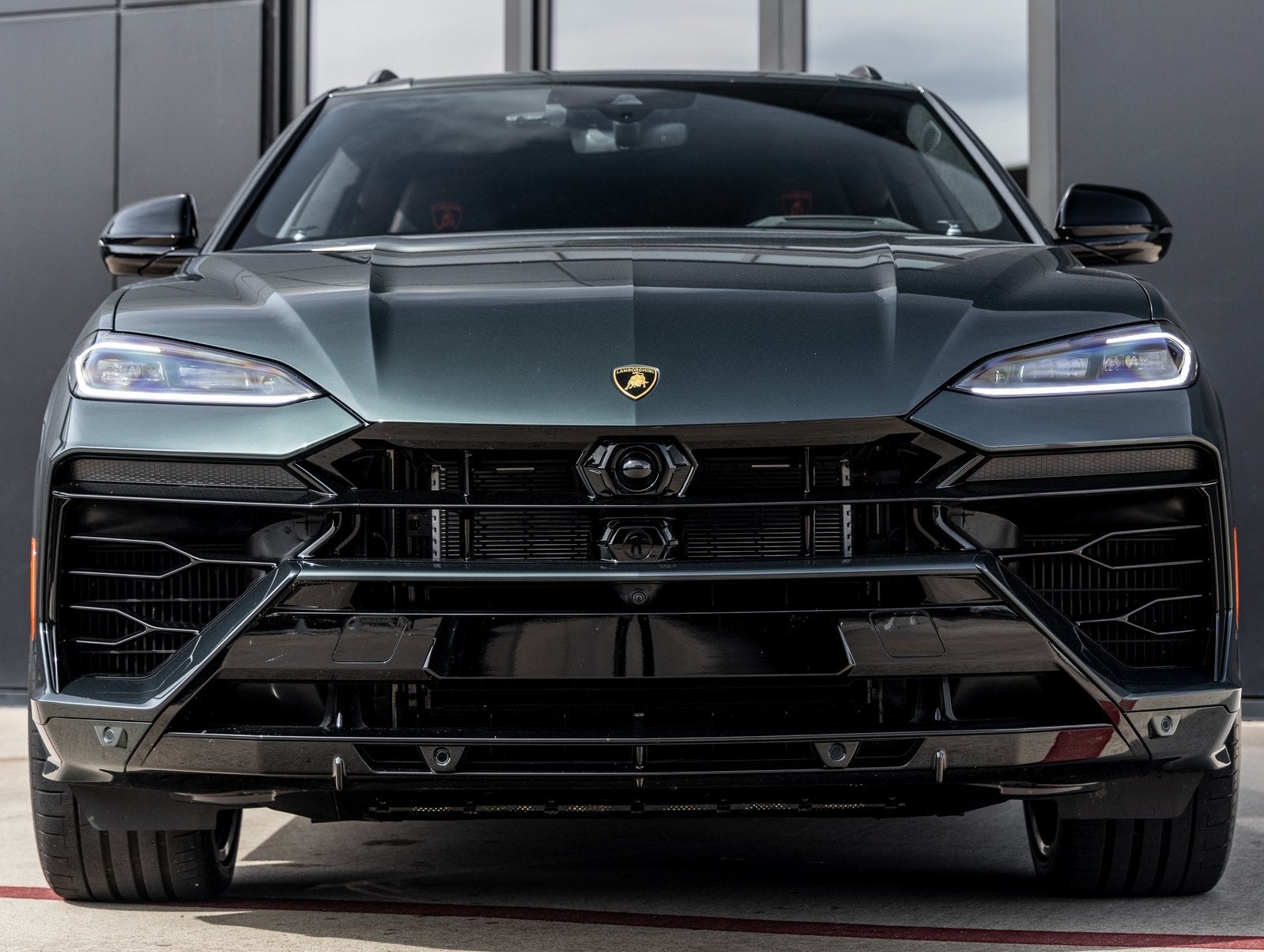 2025 Lamborghini Urus SE