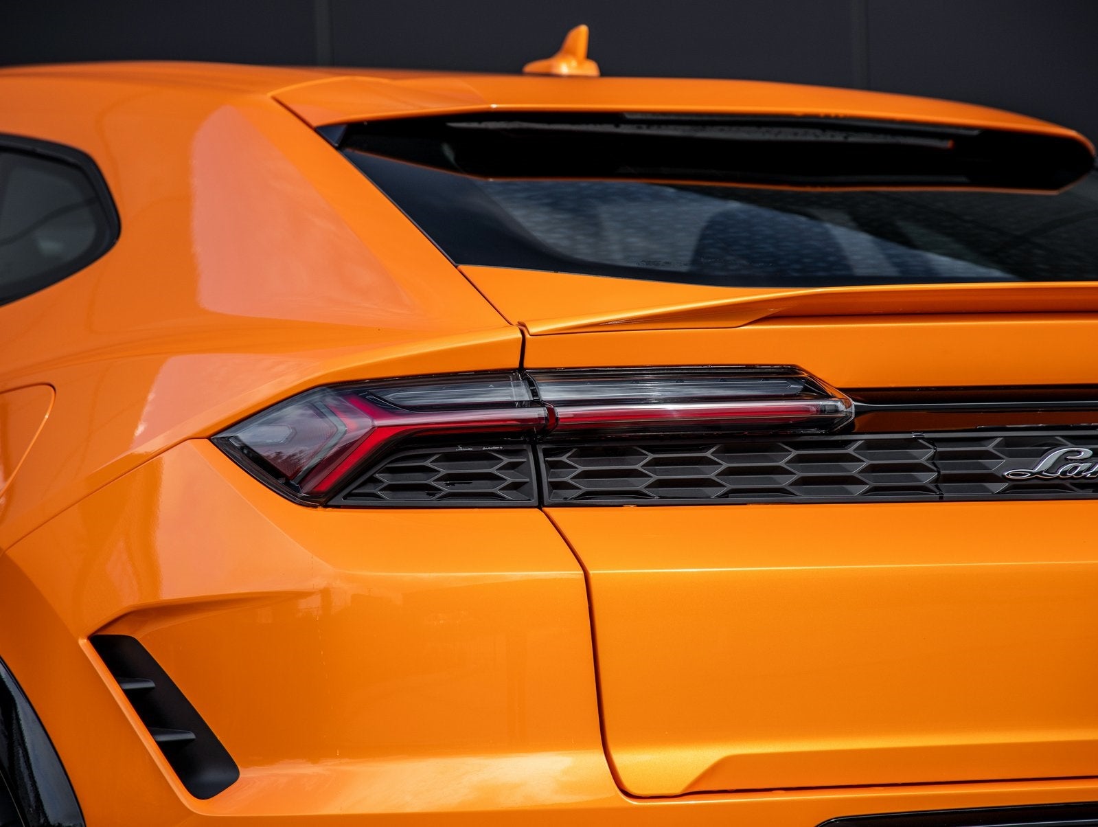 2025 Lamborghini Urus SE