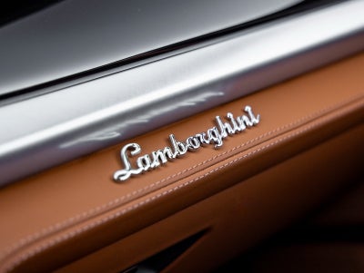 2026 Lamborghini Urus SE