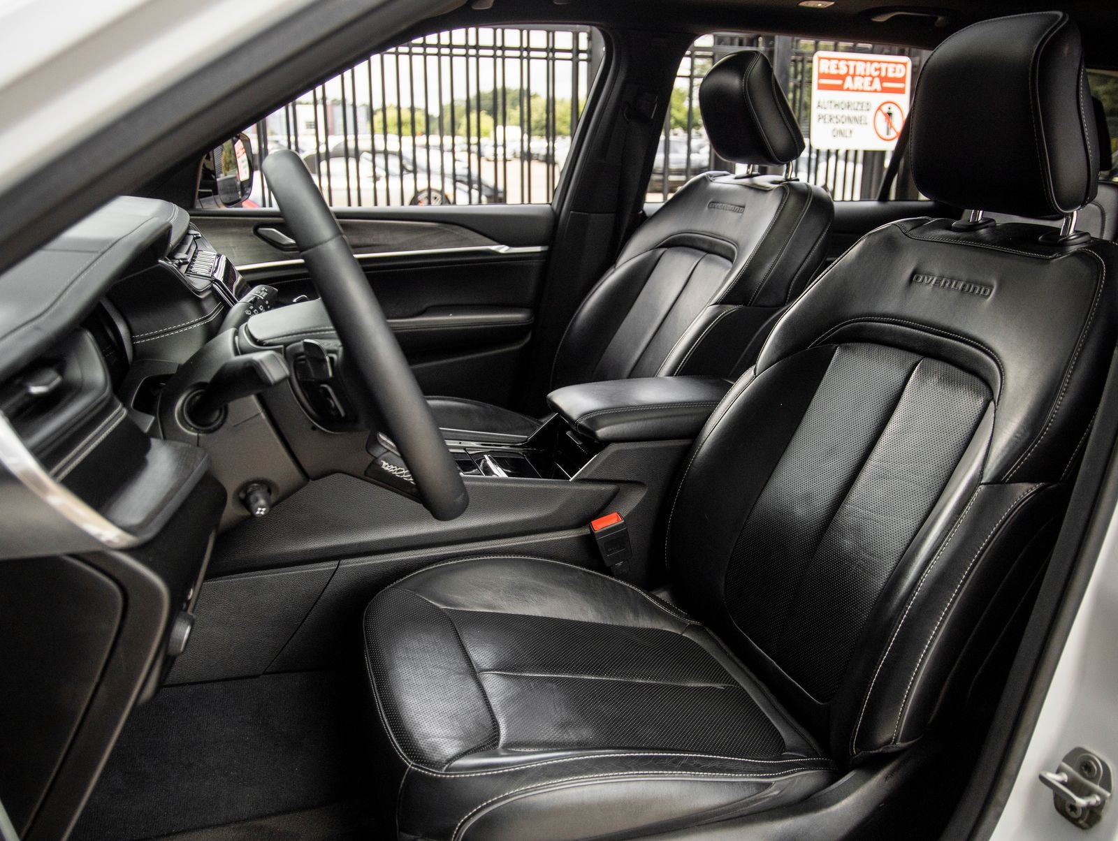 2023 Jeep Grand Cherokee L Overland