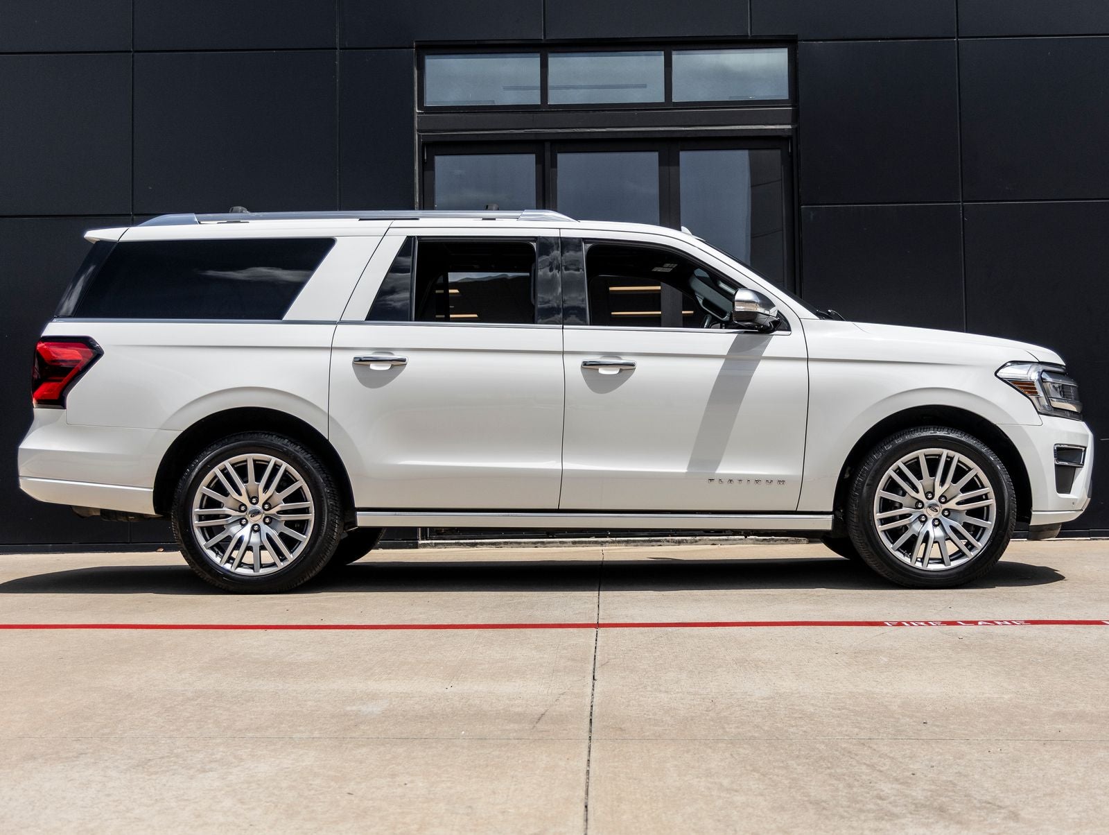 2022 Ford Expedition Max Platinum