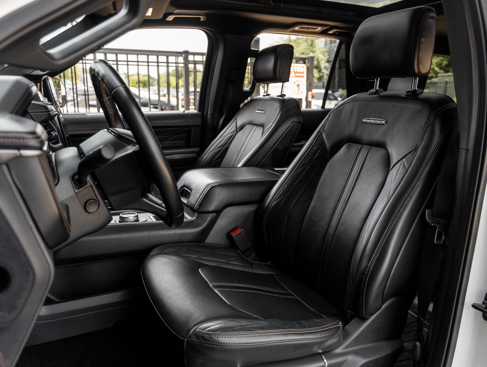 2022 Ford Expedition Max Platinum