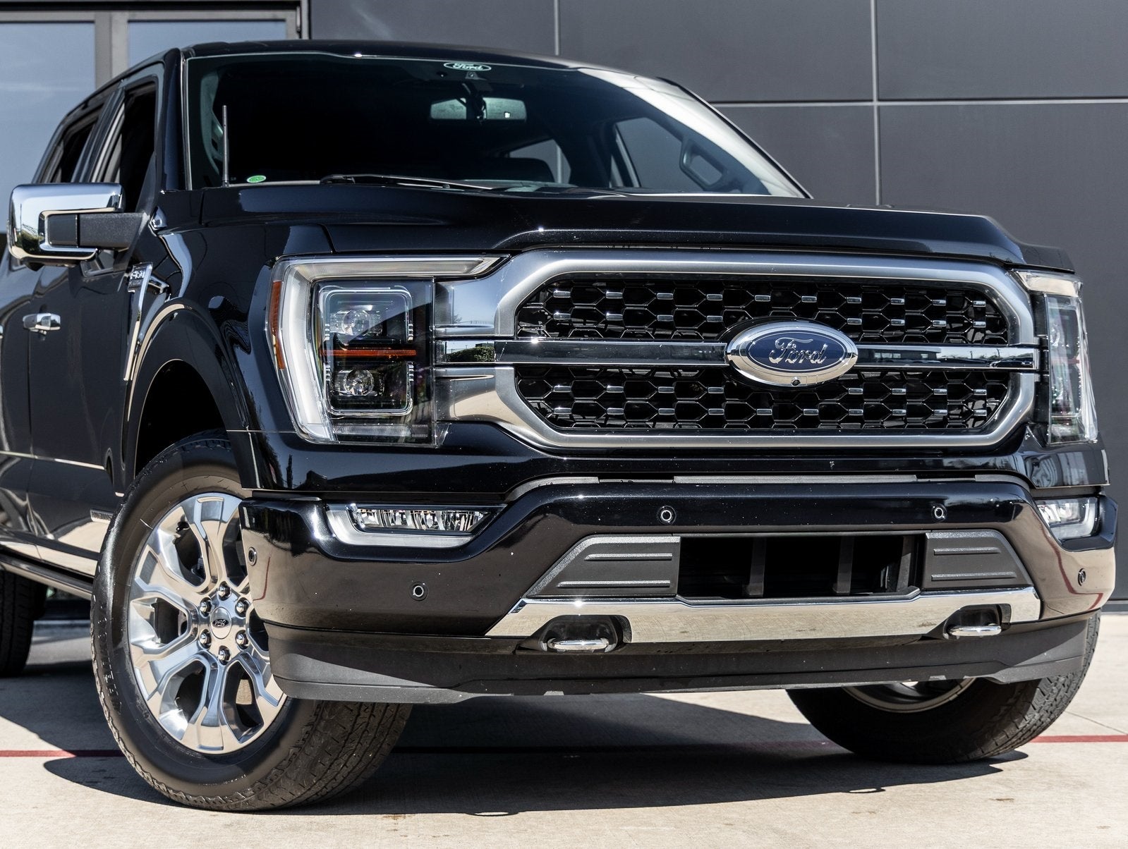 2022 Ford F-150 Platinum