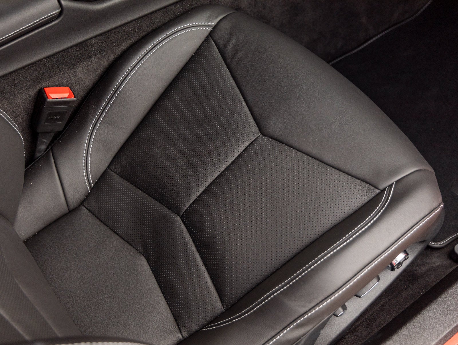 2025 Chevrolet Corvette Stingray 2LT