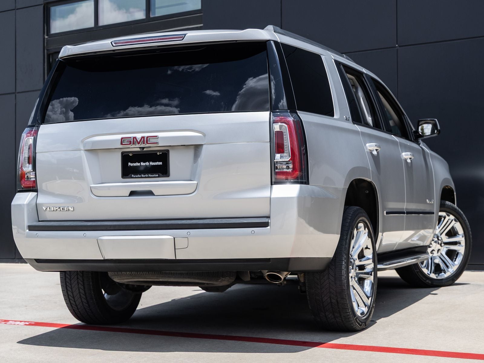 2019 GMC Yukon SLT