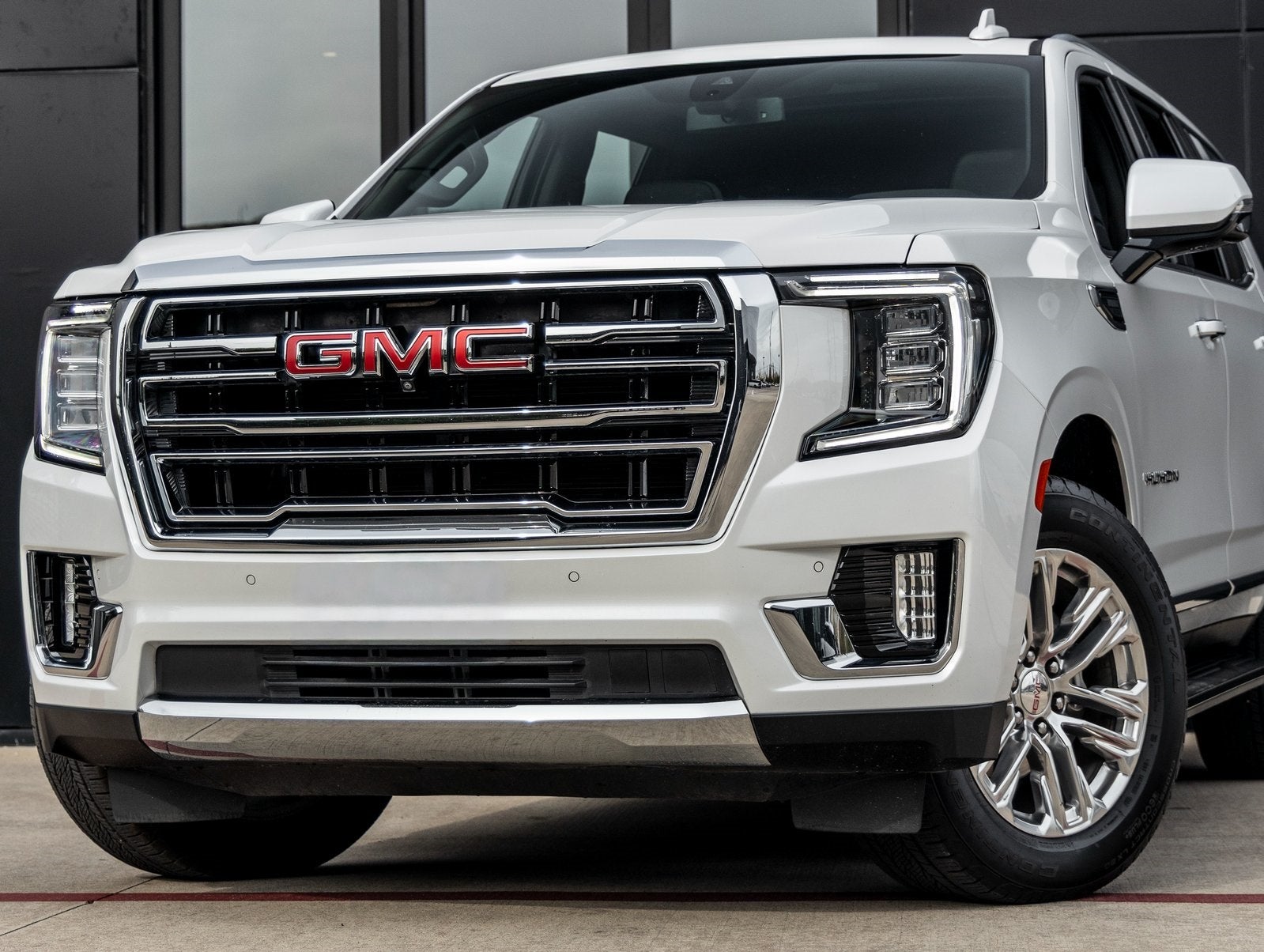 2022 GMC Yukon SLT