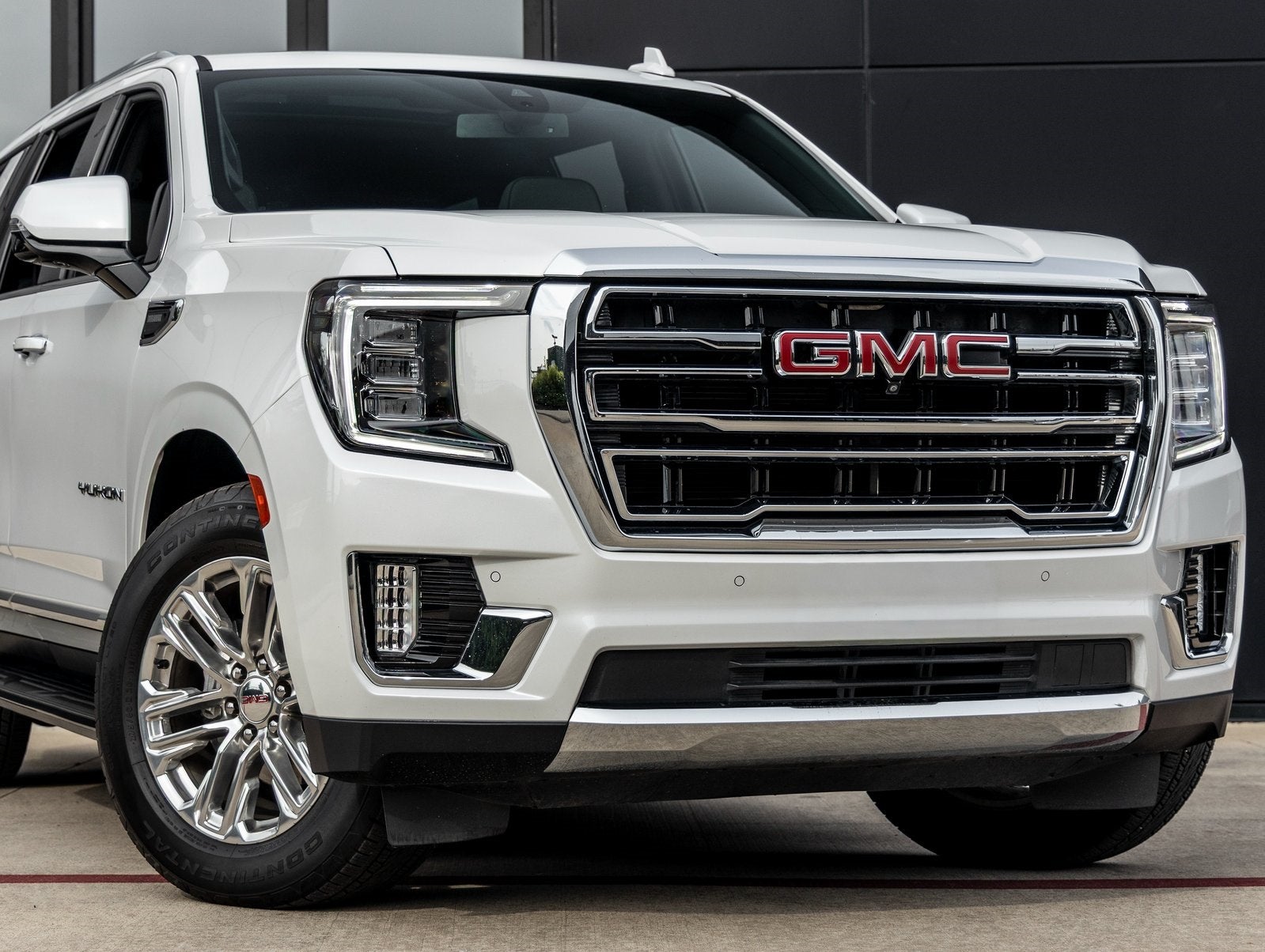 2022 GMC Yukon SLT