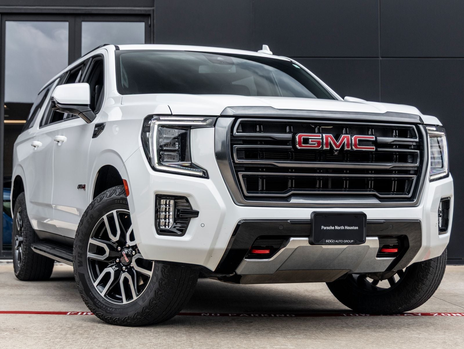 2024 GMC Yukon XL AT4