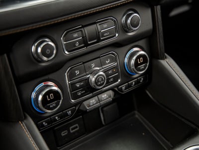 2024 GMC Yukon XL AT4