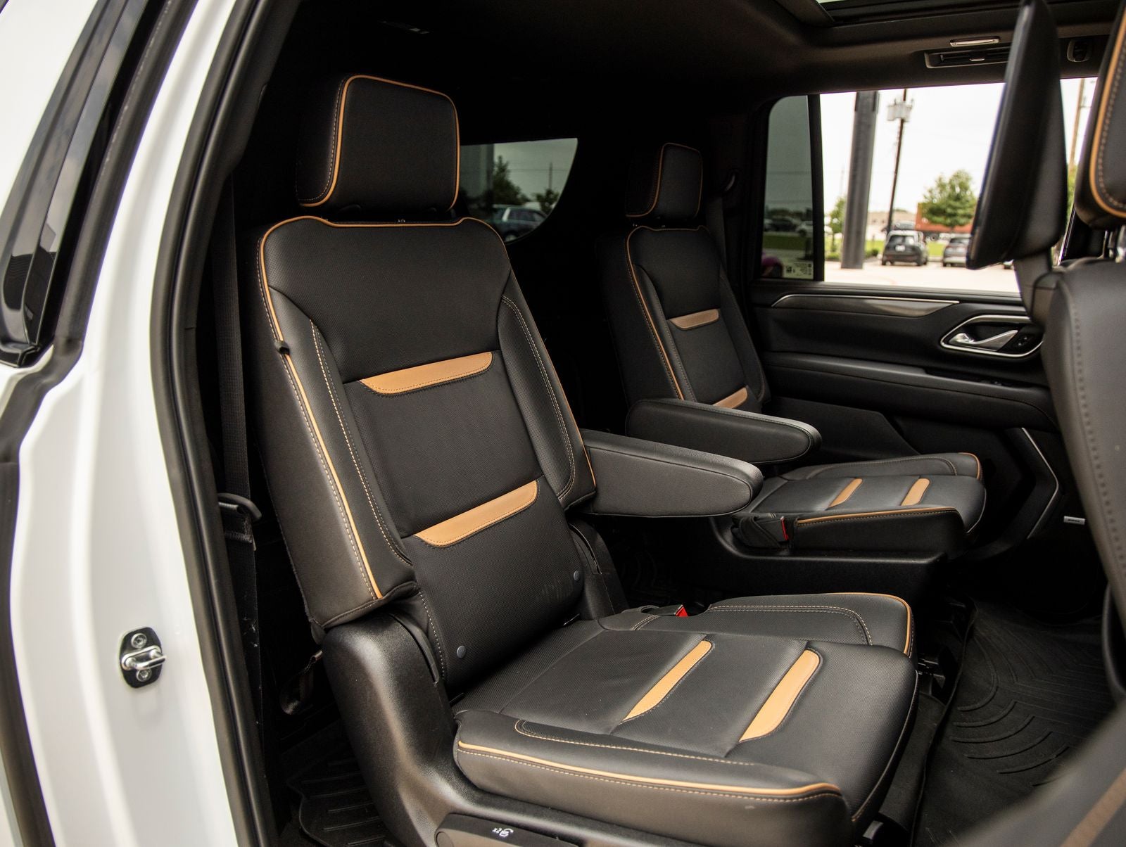 2024 GMC Yukon XL AT4