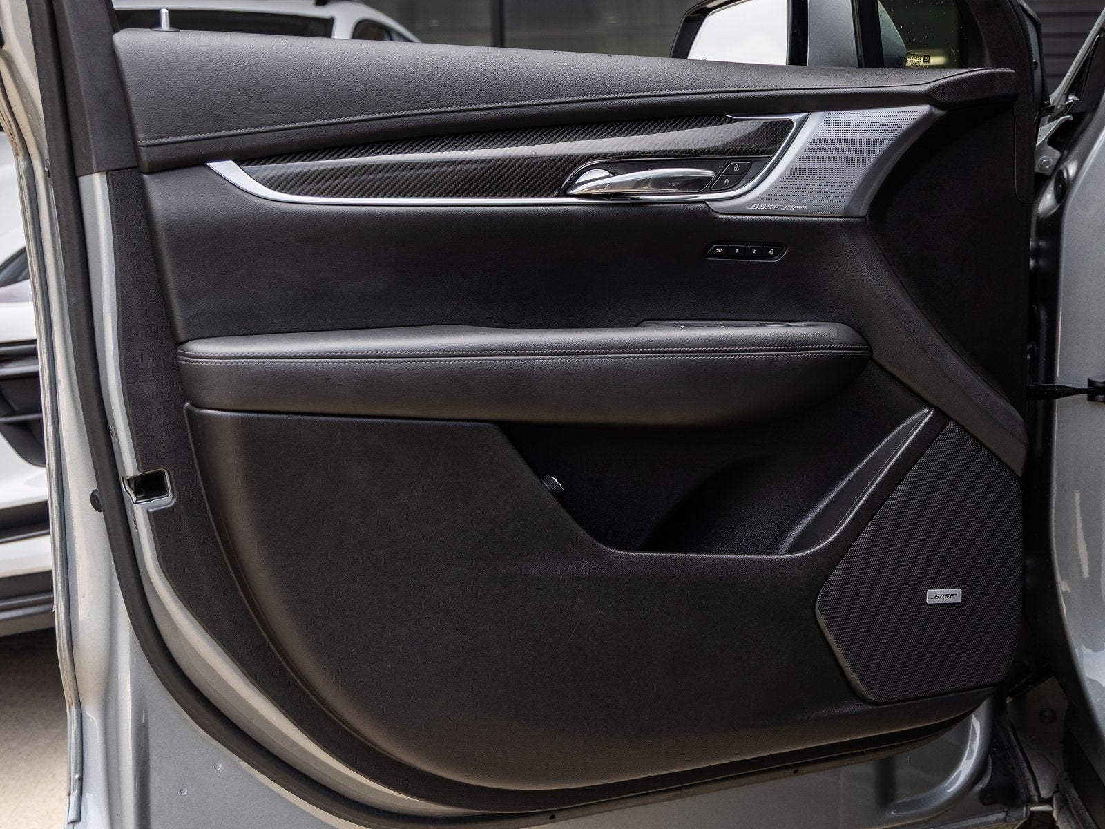 2023 Cadillac XT6 Sport