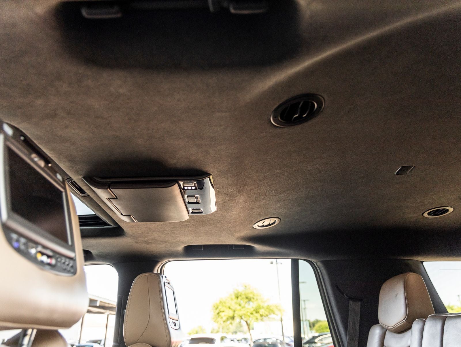 2019 Cadillac Escalade Platinum Edition