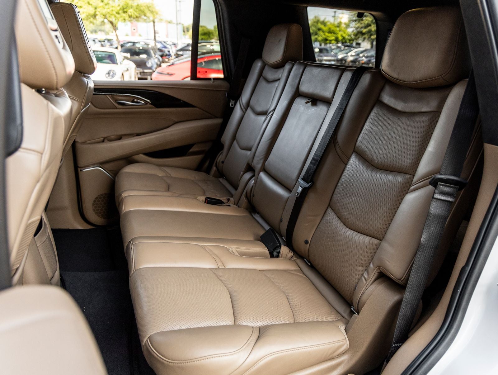 2019 Cadillac Escalade Platinum Edition