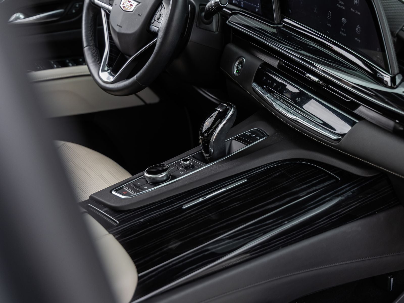 2022 Cadillac Escalade ESV Sport