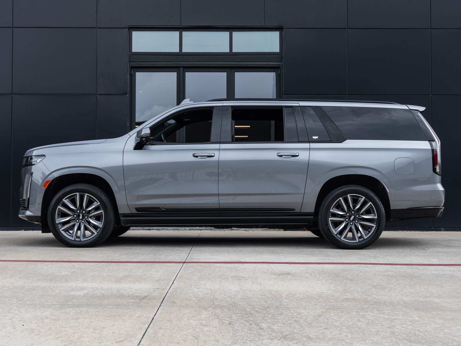 2022 Cadillac Escalade ESV Sport