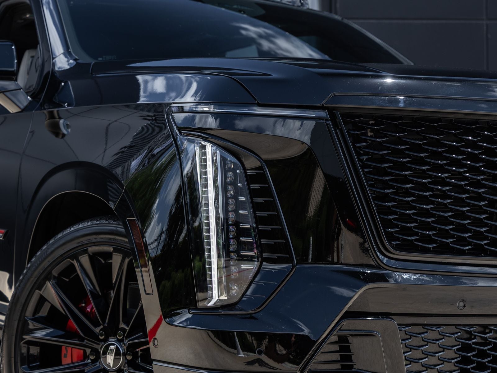 2025 Cadillac Escalade ESV V-Series