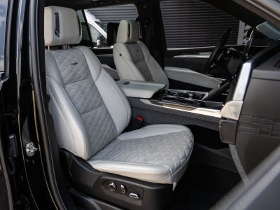 2025 Cadillac Escalade ESV V-Series