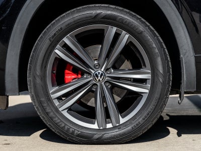 2021 Volkswagen Atlas Cross Sport 3.6L V6 SE w/Technology R-Line