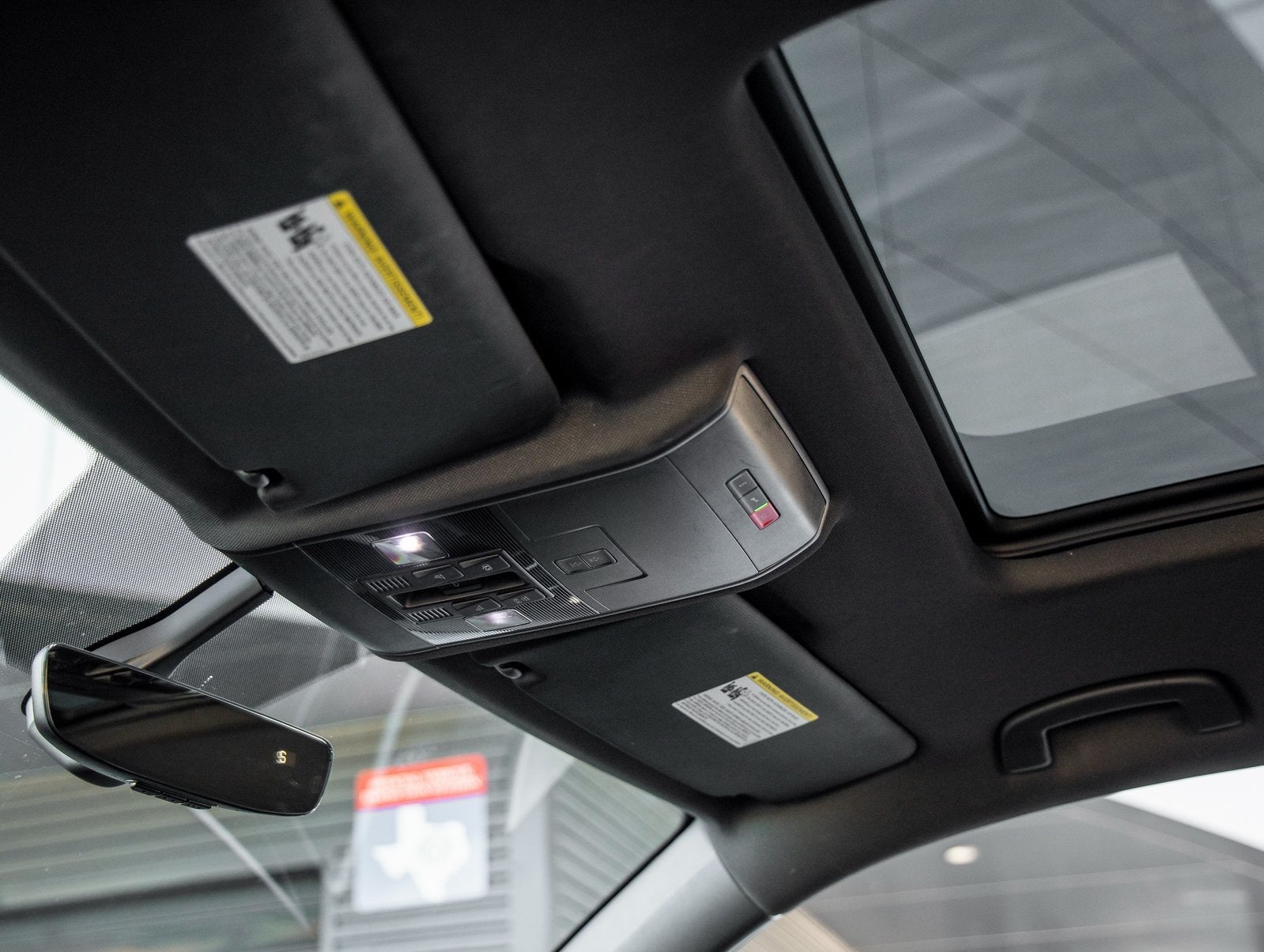 2021 Volkswagen Atlas Cross Sport 3.6L V6 SE w/Technology R-Line