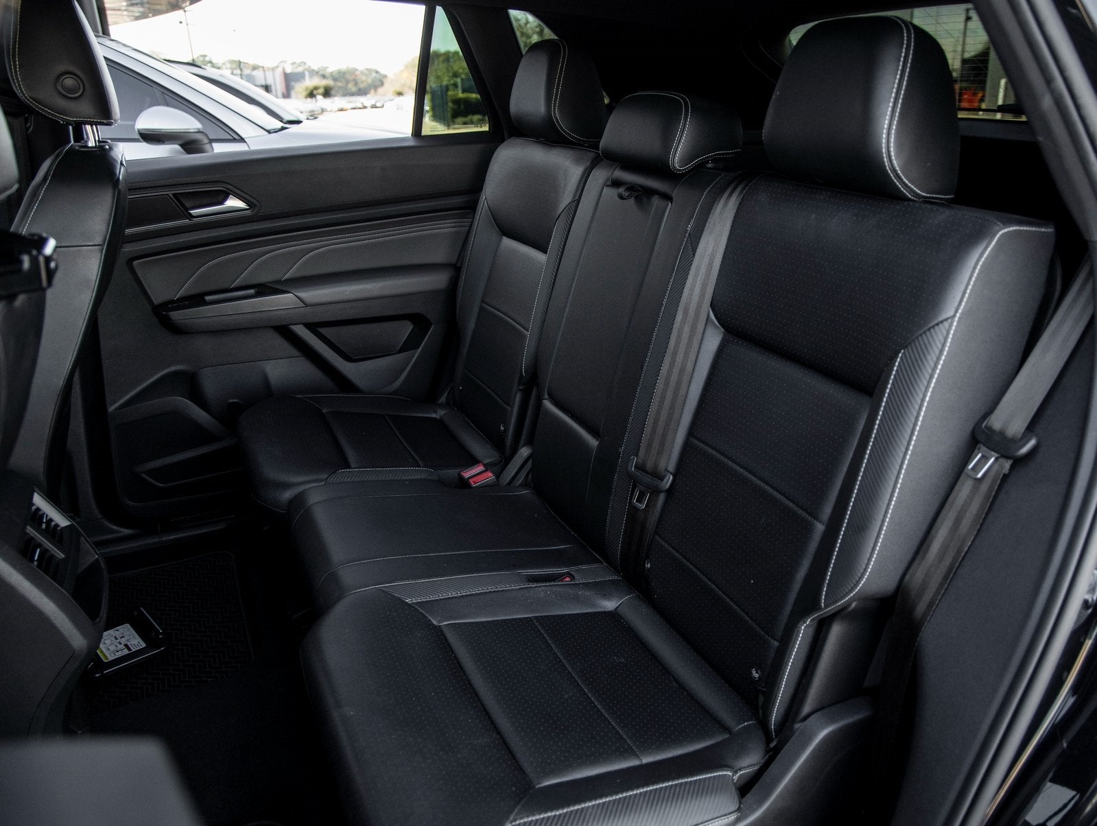 2021 Volkswagen Atlas Cross Sport 3.6L V6 SE w/Technology R-Line