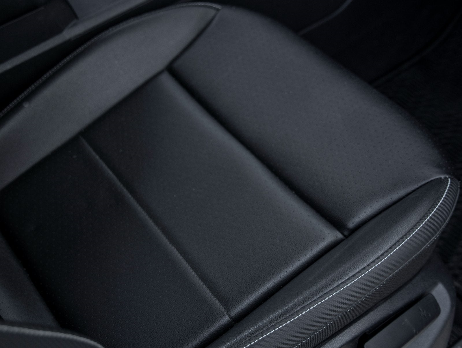 2021 Volkswagen Atlas Cross Sport 3.6L V6 SE w/Technology R-Line