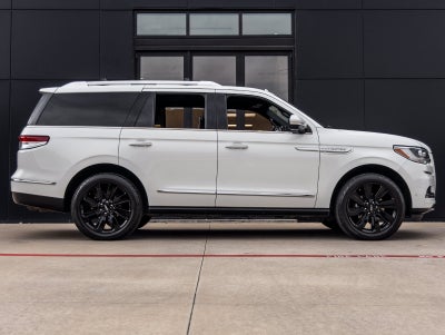 2023 Lincoln Navigator Reserve