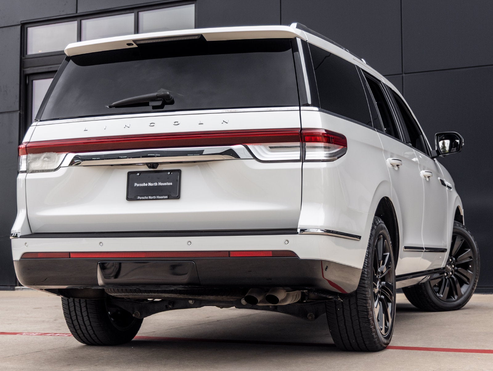2023 Lincoln Navigator Reserve