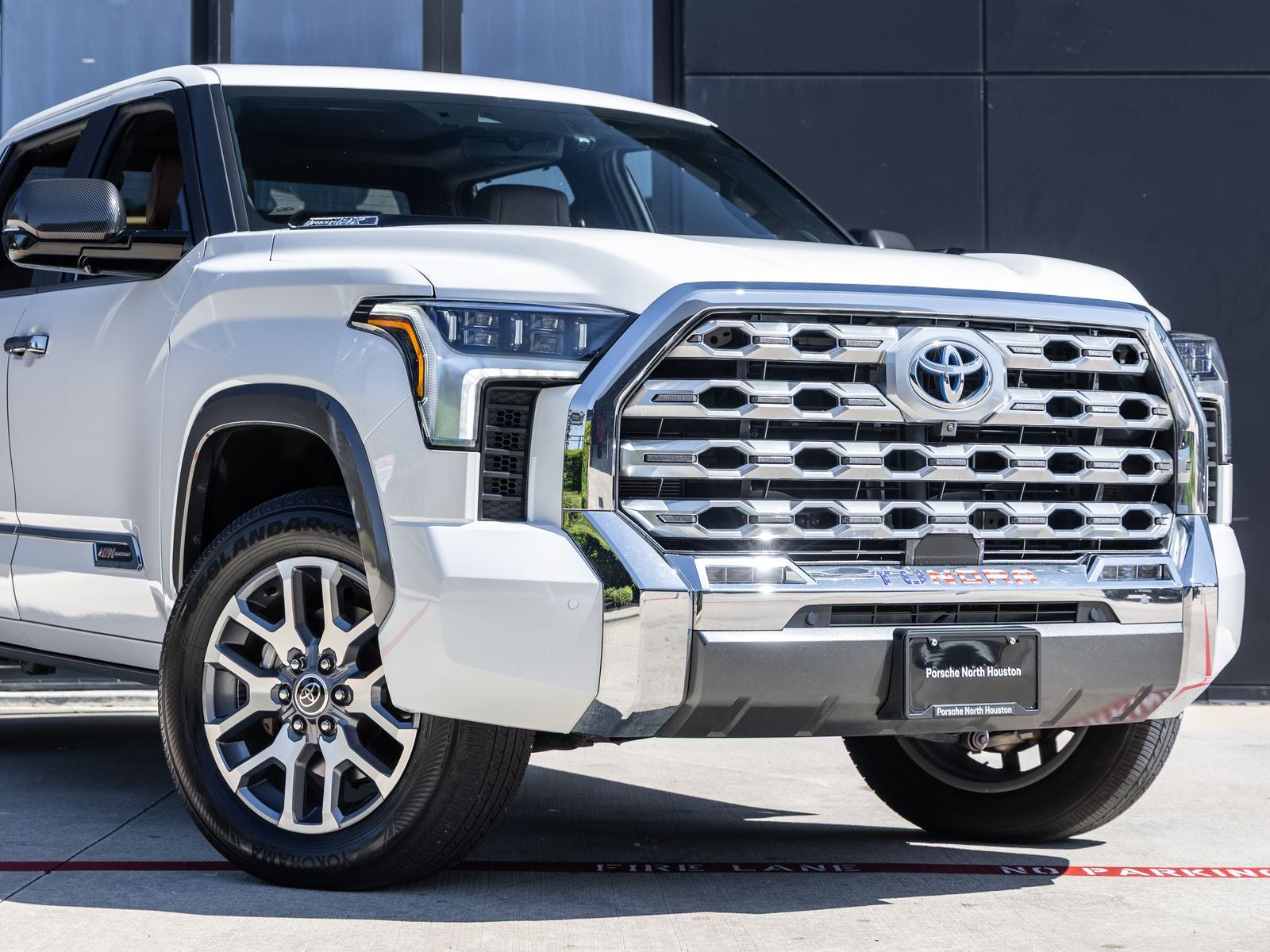 2024 Toyota Tundra Hybrid 1794 Edition