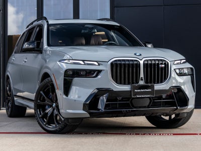 2025 BMW X7 M60i