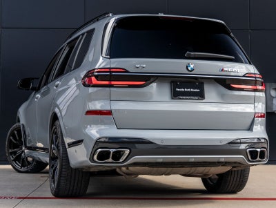 2025 BMW X7 M60i