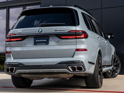 2025 BMW X7 M60i